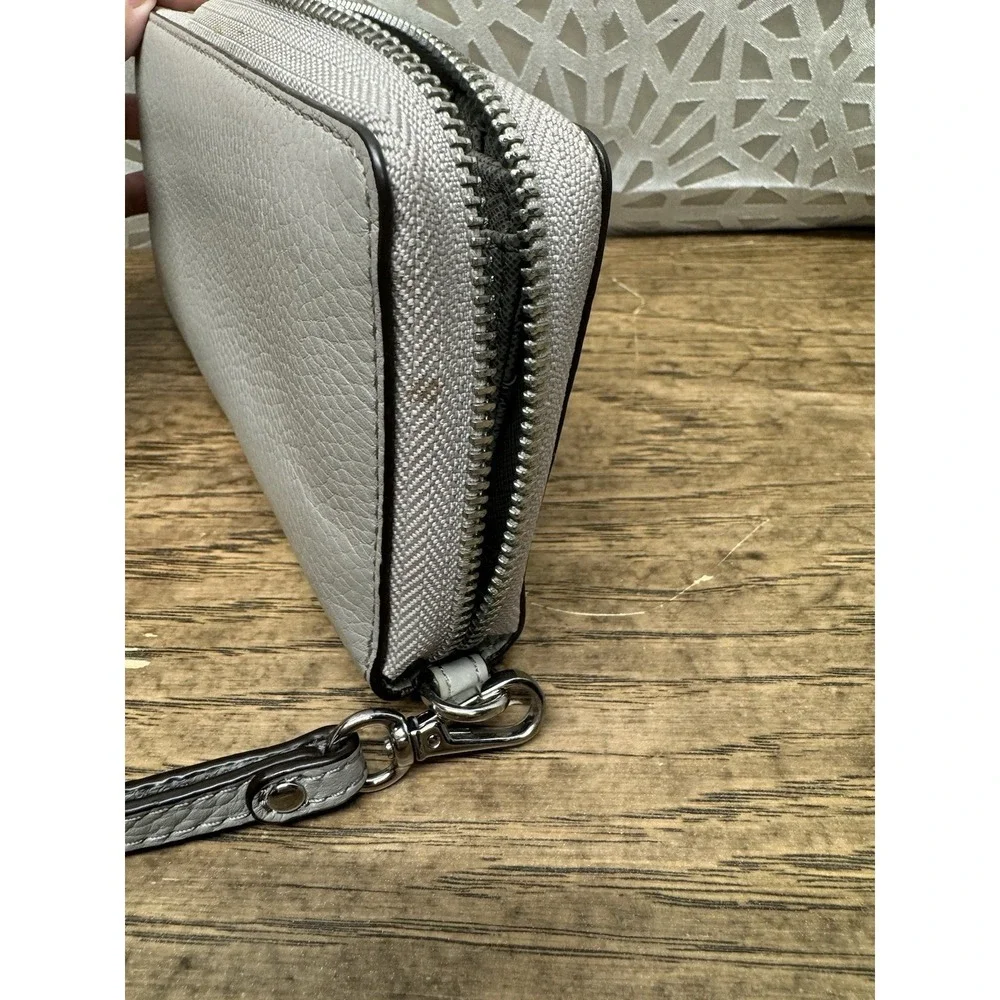 Michael Kors‎ Jet Set Travel Continental Luggage Gray Leather Wristlet/Wallet